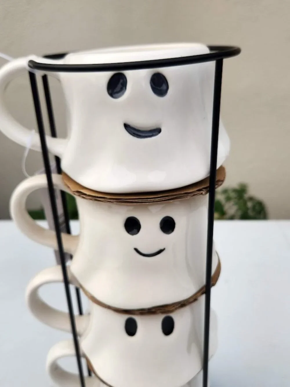NEW Ceramic Ghost Mugs Mug Set of 4 Stacking Stackable White Stoneware Can hold